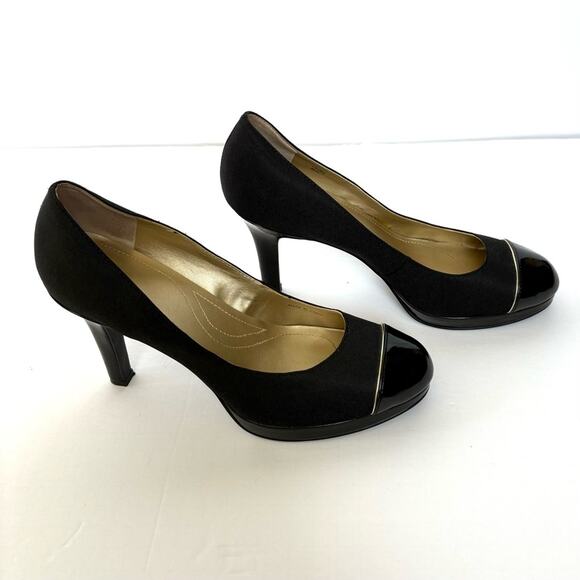 Tahari Laurie Stilettos, Black High Heels, Patent Leather Toe, Fabric, Size 8.5 - Picture 3 of 7